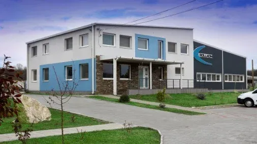 Firmengebäude der Rollkon Kft. in Polgárdi, Ungarn